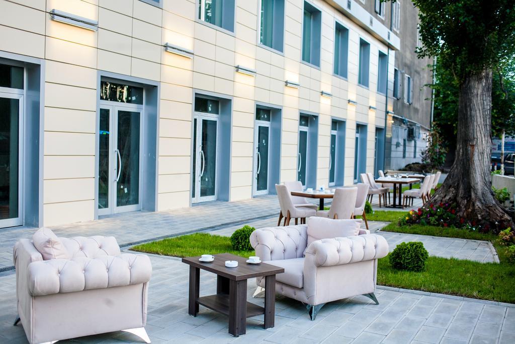 Gsg Hotel Tbilisi ภายนอก รูปภาพ